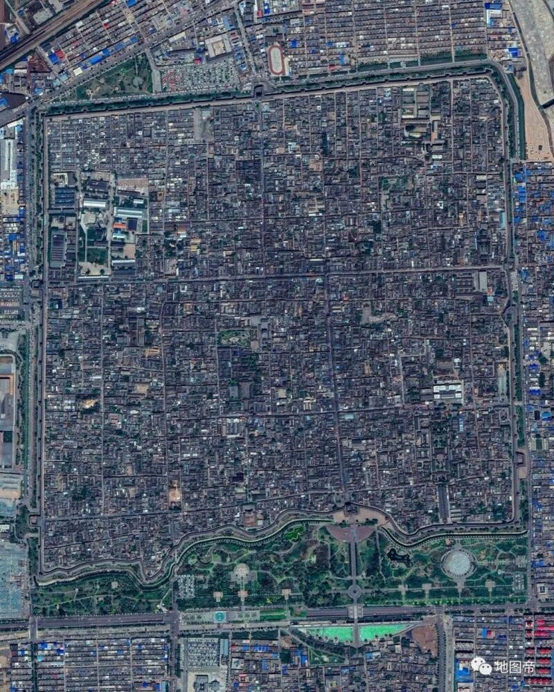 1586748715484825_s.jpeg 가장 중국다우면서도 중국답지 않은 도시.jpg