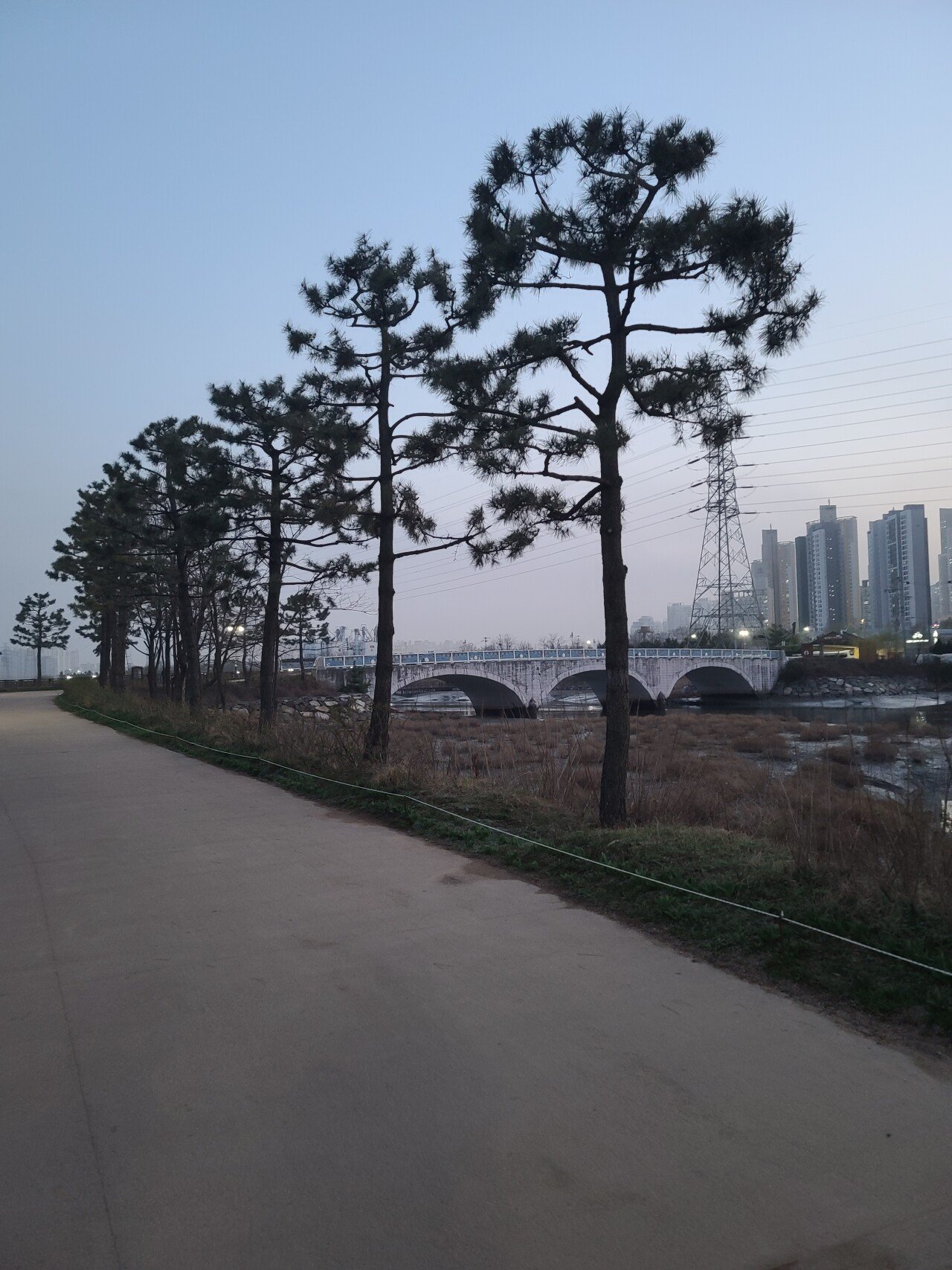 20210329_190738.jpg (스압) 서울 도곡역에서 인천 소래포구역까지 걸어서 가봤습니다