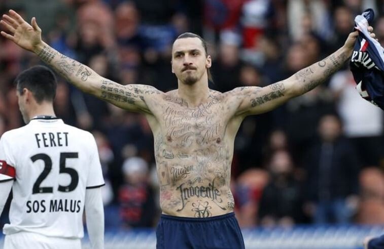 Zlatan-Ibrahimovic-body-tattoos.jpg 의외로 종교가 무슬림인 축구선수들
