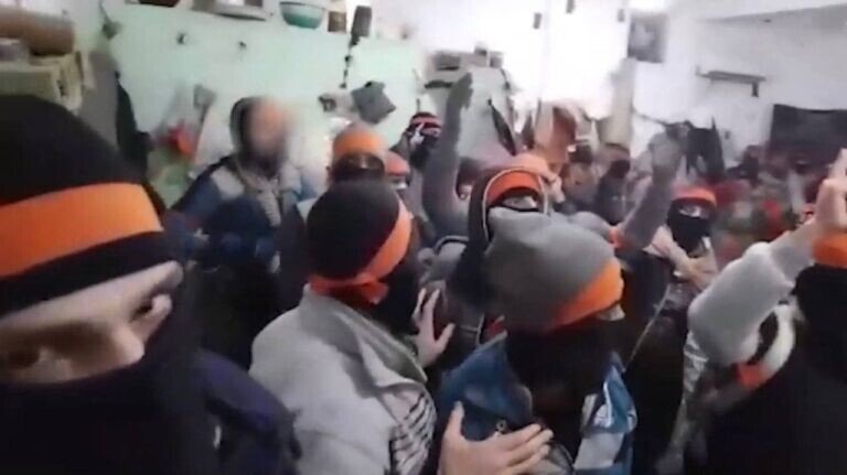 3-1-768x431.jpg 시리아 북부에서 IS잔당들이 교도소를 습격하여 현재 진압중
