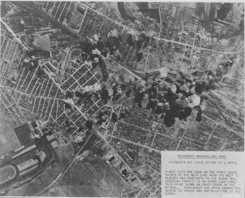Bucharest_bombed_April_4,_1944_2.jpg 루마니아 왕립공군의 격추왕-콘스탄틴 칸타쿠치노