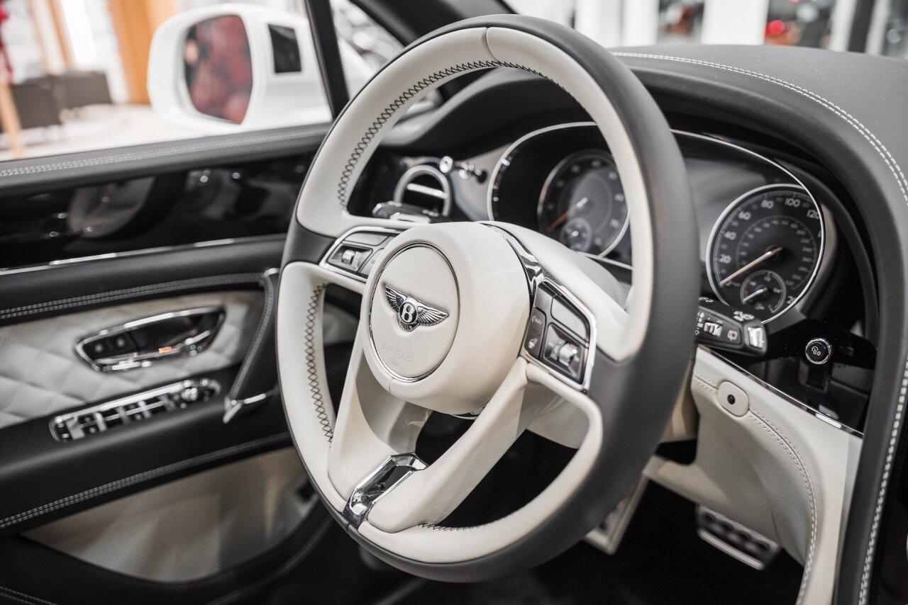 New-2020-Bentley-Bentayga-Speed.jpg 현존 최고의 디자인을 가진 SUV