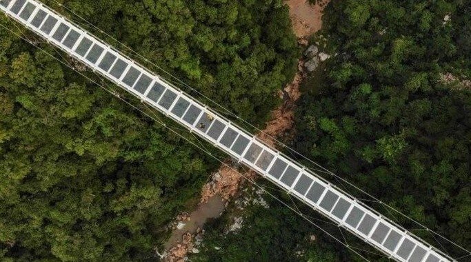 4.jpg 베트남에서 기네스 신청한 세계에서 가장 긴 유리 다리